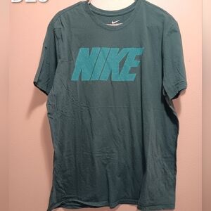 Nike Men's Teal Short Sleeve Tee